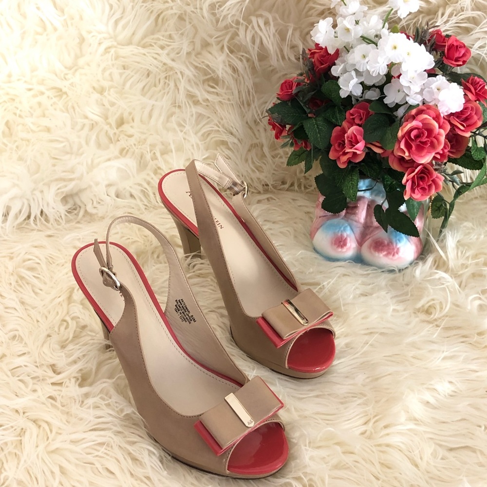 Anne Klein Sling back Heels | Size: 8.5